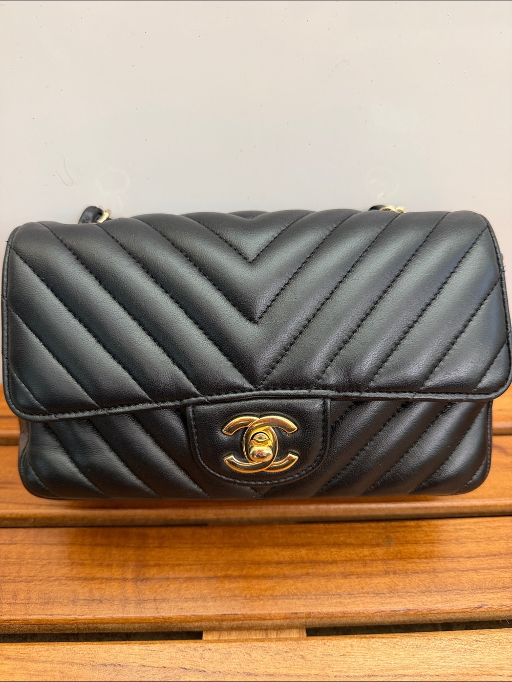 CHANEL Black Chevron Quilted Leather Crossbody with Gold CC Turnlock